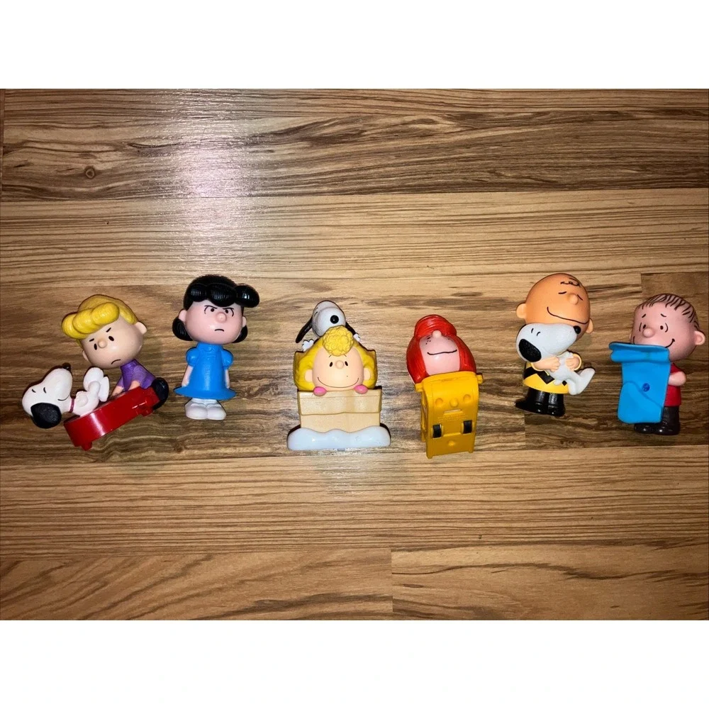 2015+ McDonald's Happy Meal Toys Peanuts Gang Charlie Brown Snoopy Linus 6pc Lot